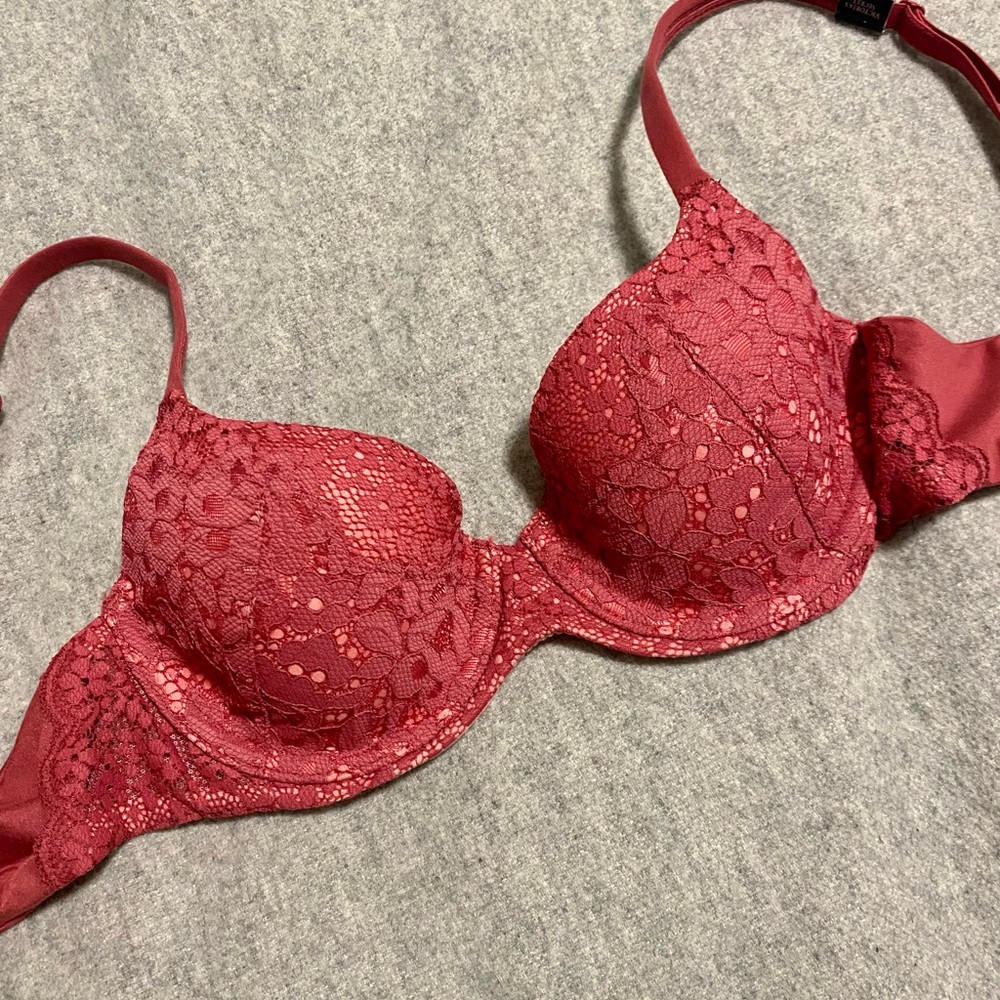 Victoria's Secret  new with tags bra